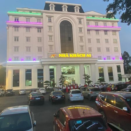 ホテル Khach San A1 ランソン市 エクステリア 写真